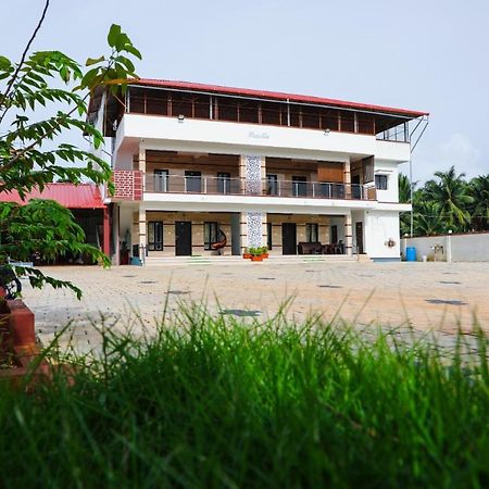 Castle Home Stays Udupi Extérieur photo